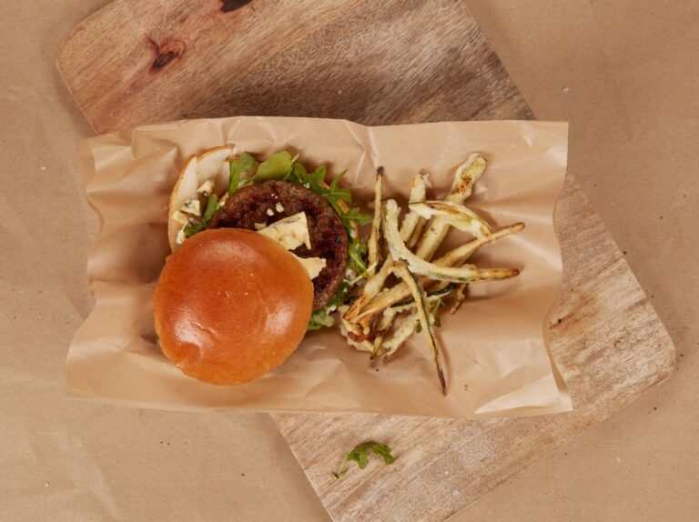 Cultivated burger by Ivy Farm