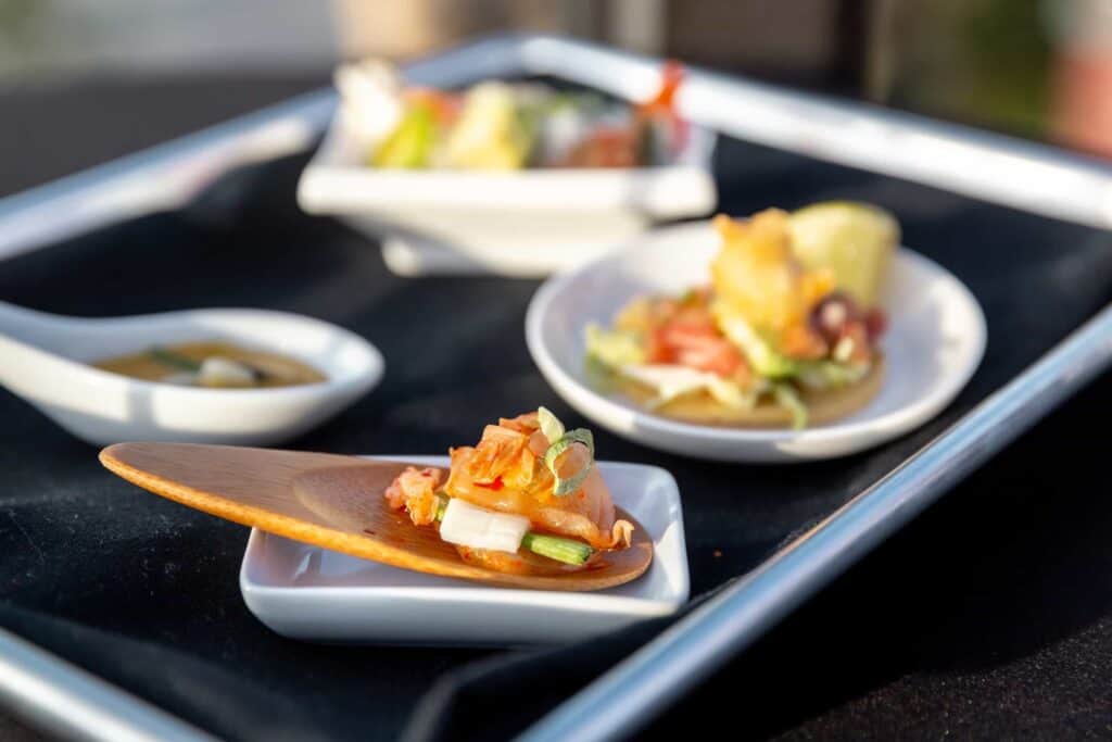 Kultivierte meeresfrüchte angerichtet