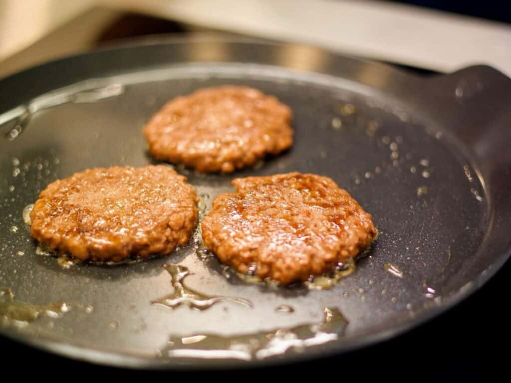 Mosa-Burger mit kultiviertem Fett, bei einer kürzlich durchgeführten Verkostung vor der Zulassung
