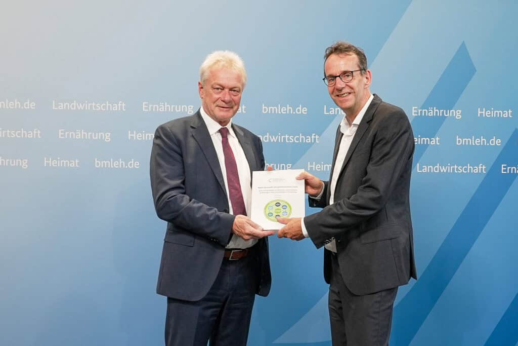 Wbae übergabe bm rainer spiller bei bmleh