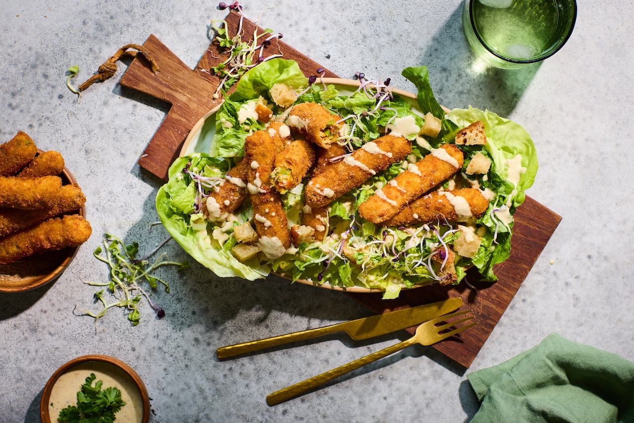 Endori protein gemuese sticks auf caesar salat