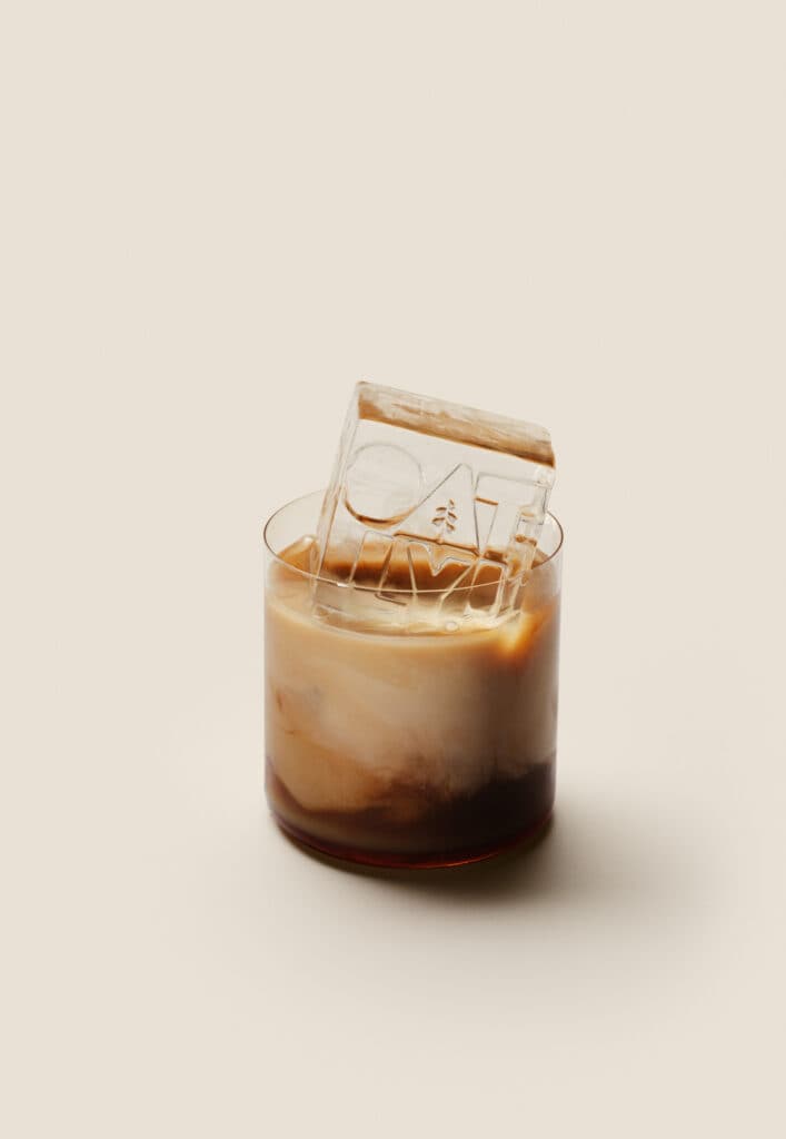 Oatly ginger nut chai cmorten bentzon