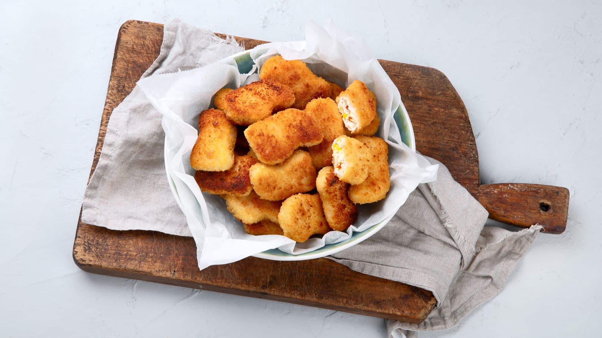 Hybrid chicken nuggets in a bowl